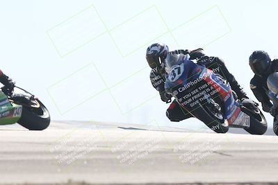 media/Nov-01-2025-CVMA (Sat) [[fc0f7531b8]]/Race 1-Formula Middleweight/